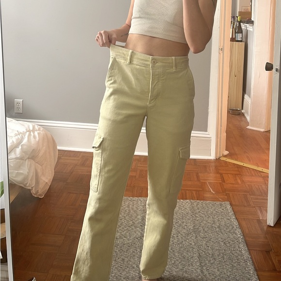 Very cozy Wilfred cargo pants. A very soft and stretchy cotton, thick material. - Picture 2 of 2